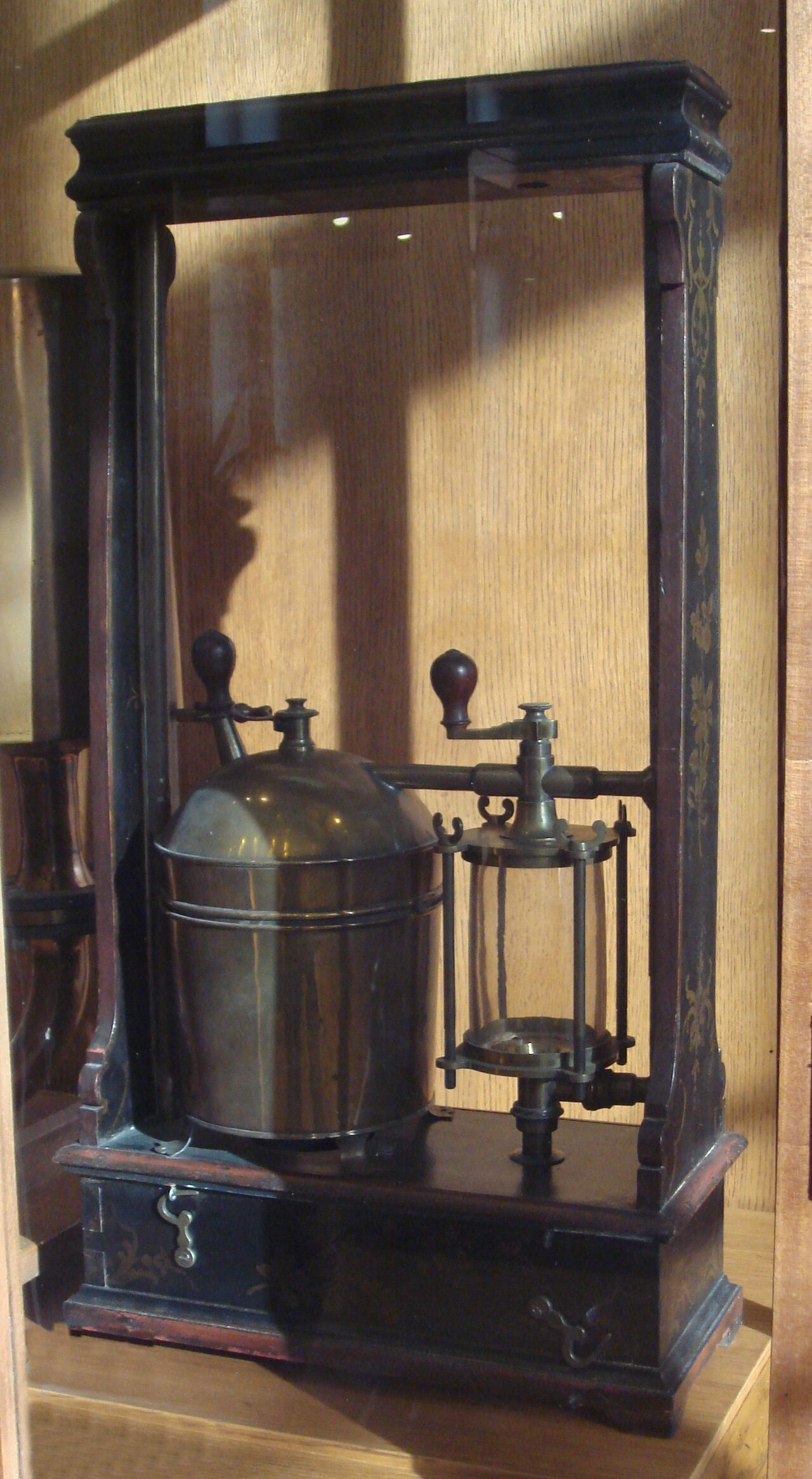 Savery steam pump