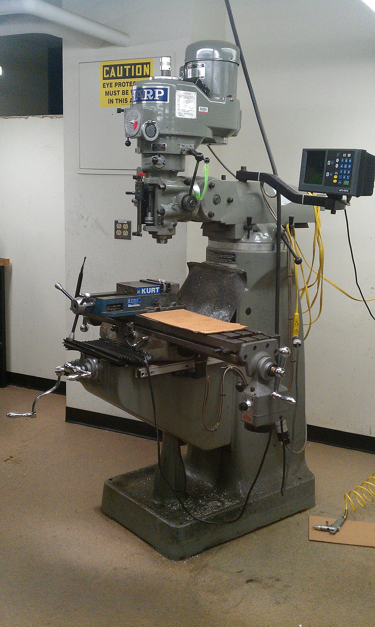 Milling machine